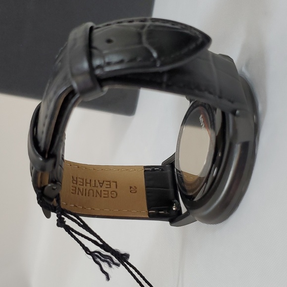 MVMT Legacy Slim Men's Automatic Watch - Picture 14 of 17